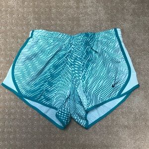 BNWOT Nike Girls shorts